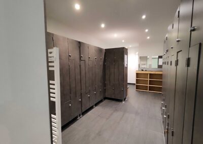 PHOTO-VESTIAIRES-1-L'AQUA-2